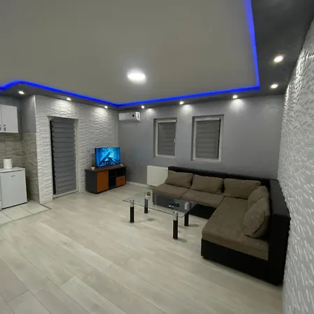 아파트 Infinity Obrenovac, Sa Parkingom Privatnim Obrenovac (Belgrade)