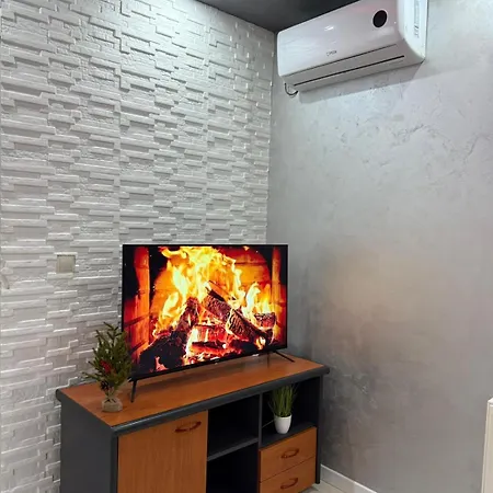 Διαμέρισμα Infinity Obrenovac, Sa Parkingom Privatnim Ομπρένοβατς