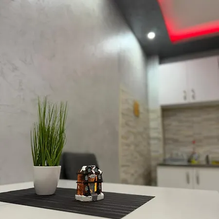 Διαμέρισμα Infinity Obrenovac, Sa Parkingom Privatnim Ομπρένοβατς