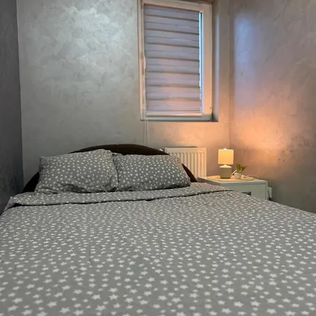 Infinity Obrenovac, Sa Parkingom Privatnim *