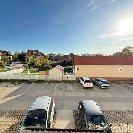 Infinity Obrenovac, Sa Parkingom Privatnim Διαμέρισμα