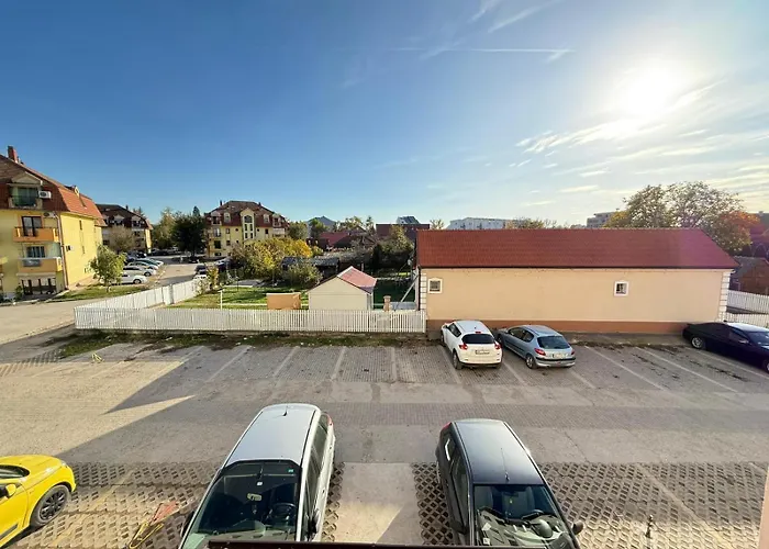 Infinity Obrenovac, Sa Parkingom Privatnim Apartament
