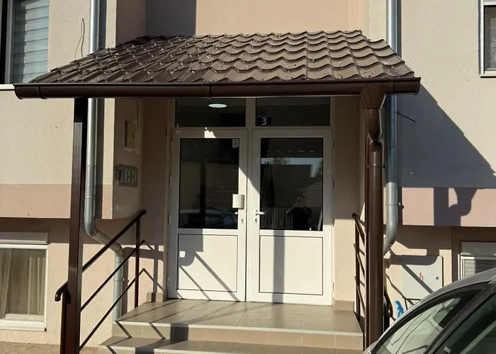 Infinity Obrenovac, Sa Parkingom Privatnim *